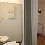Duplex A 100 M De La *